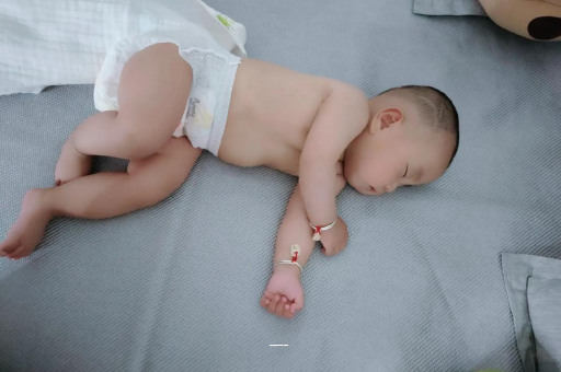 楚雄宝宝高烧怎么处理